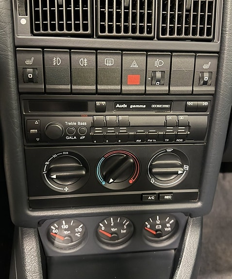 Audi Cabriolet 8 of 8