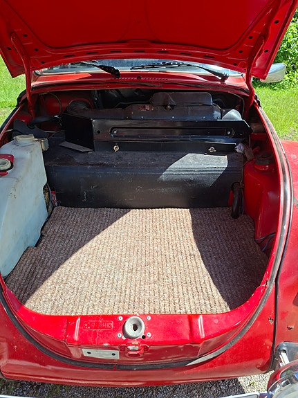 Volkswagen 1303 2 of 5