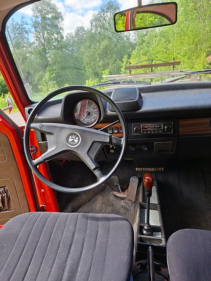 Volkswagen 1303 3 of 5
