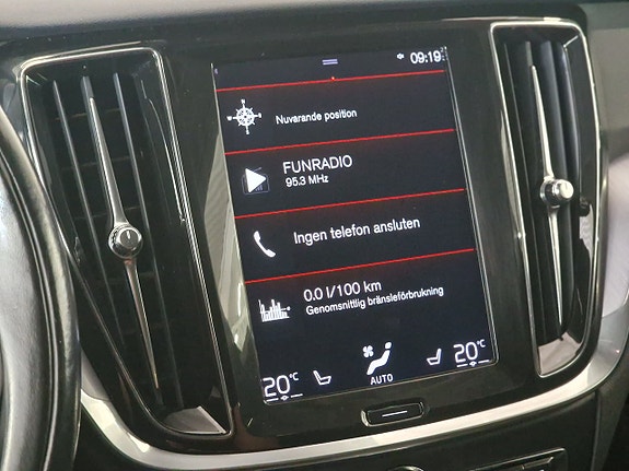 Volvo V60 17 of 22