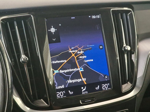 Volvo V60 16 of 22