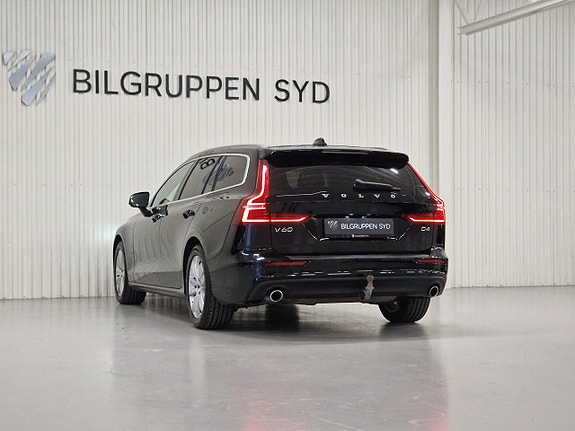 Volvo V60 8 of 22