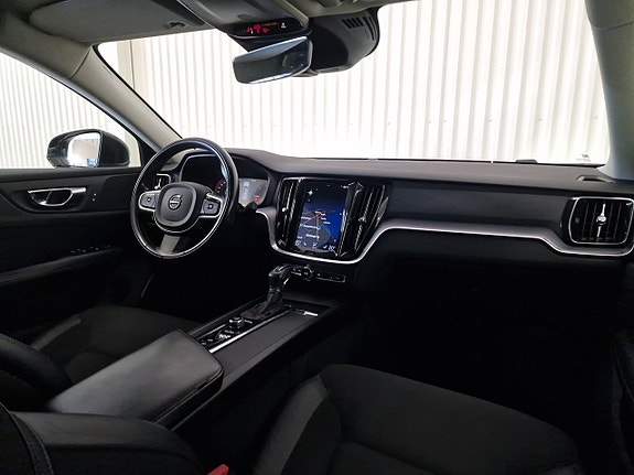 Volvo V60 11 of 22