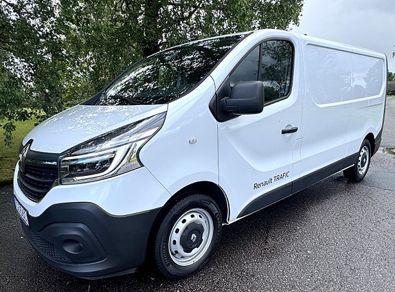 Renault Trafic 4 of 5