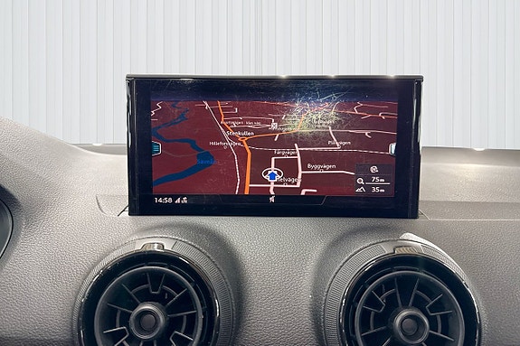 Audi Q2 11 of 18