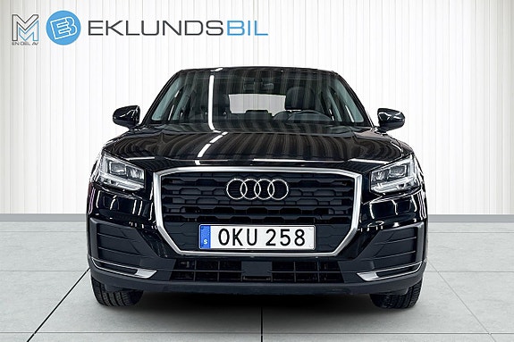 Audi Q2 8 of 18