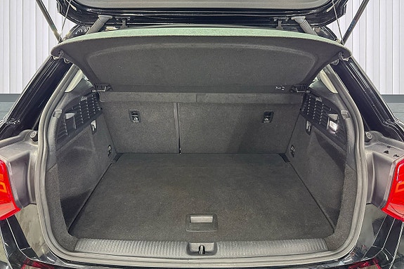 Audi Q2 16 of 18