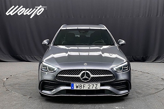 Mercedes-Benz C200 2 of 19