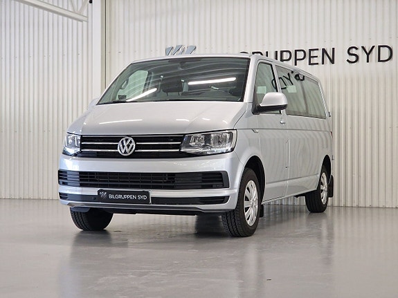 Volkswagen Caravelle 3 of 5