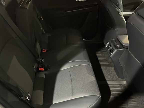 Subaru Solterra 6 of 20
