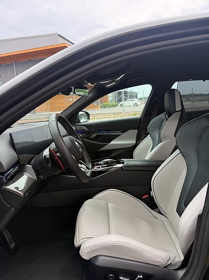 BMW M5 17 of 29