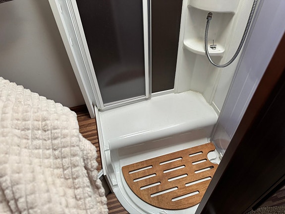 Adria Mobil Coral 690 2.3 Multilet 13 of 22