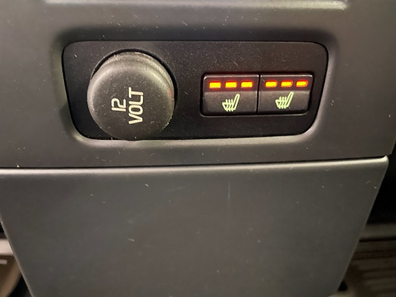 Volvo V70 14 of 21