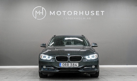 BMW 320d 2 of 5