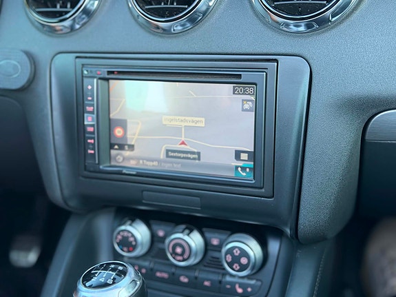 Audi TT 4 of 5