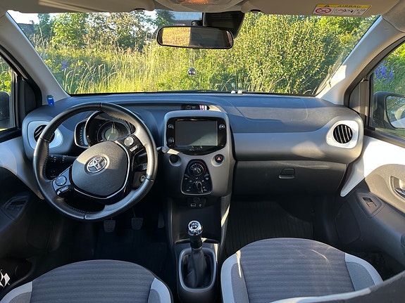 Toyota Aygo 4 of 5