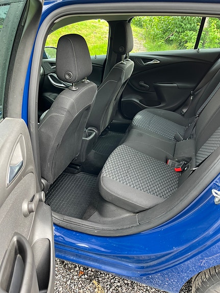 Opel Astra 5 of 5