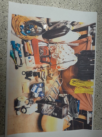 Product image 1 of 4