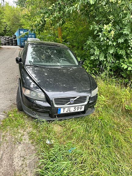 Volvo C30 3 of 4