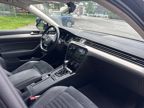 Volkswagen Passat 5 of 5