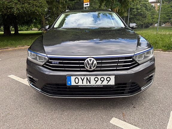 Volkswagen Passat 4 of 5