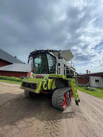 CLAAS Lexion 660 TT 4 of 5