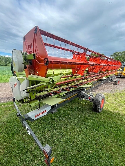 CLAAS Lexion 660 TT 17 of 21