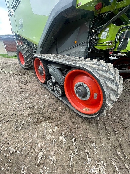 CLAAS Lexion 660 TT 13 of 21