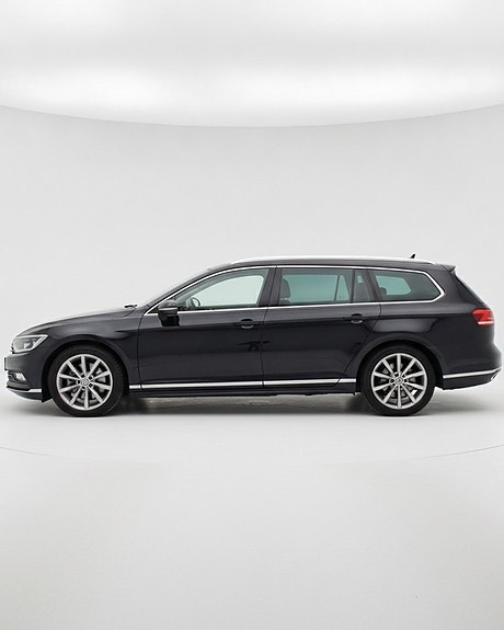 Volkswagen Passat 2 of 5