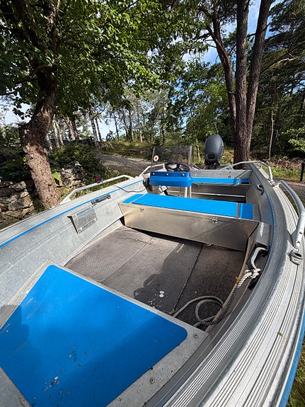 Buster XSR, Yamaha 15hp 4takt 2 of 5