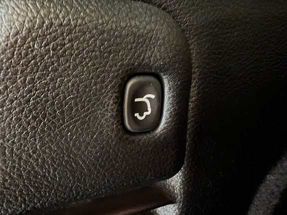 Jeep Grand Cherokee 28 of 30