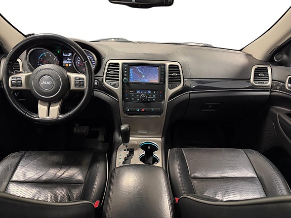 Jeep Grand Cherokee 9 of 30