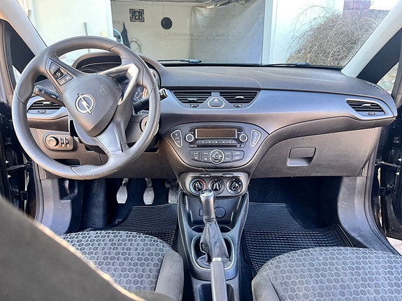 Opel Corsa 4 of 5