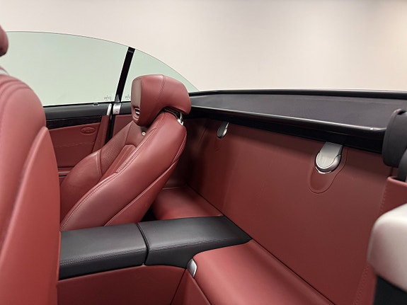 Mercedes-Benz SL63 20 of 23