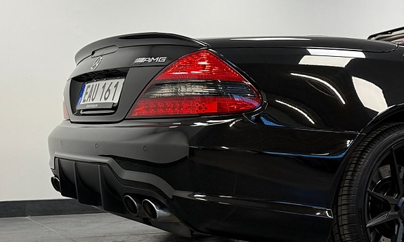 Mercedes-Benz SL63 6 of 23