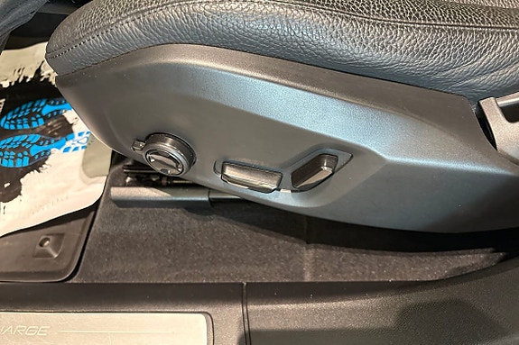 Volvo XC60 19 of 30