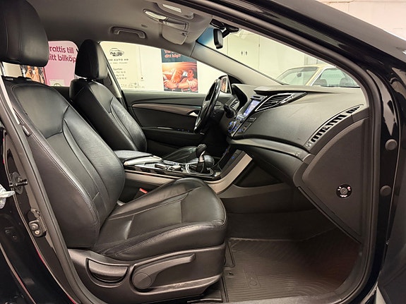Hyundai i40 15 of 29