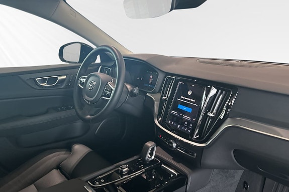 Volvo V60 10 of 30