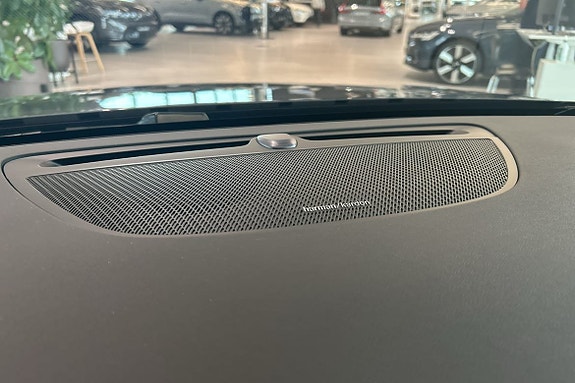Volvo V60 23 of 30