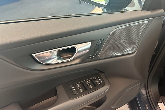 Volvo V60 20 of 30