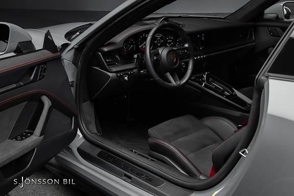 Porsche 911 15 of 29