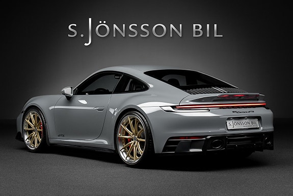 Porsche 911 2 of 29