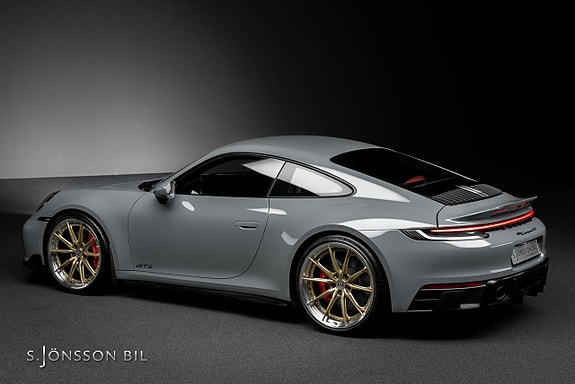 Porsche 911 8 of 29