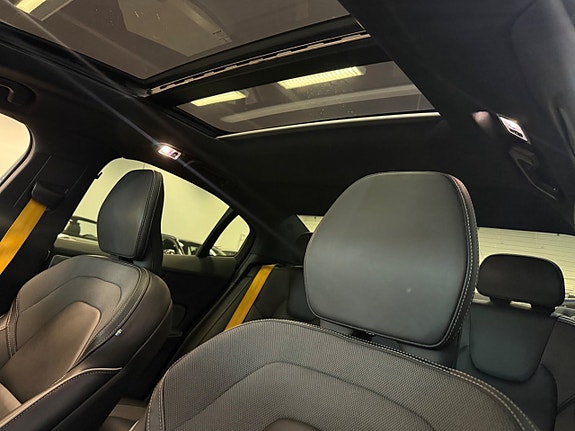 Volvo S60 11 of 21