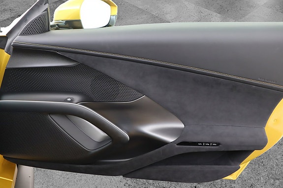 Ferrari 12Cilindri 15 of 23