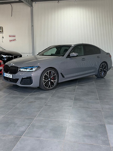 BMW M550i 6 of 23