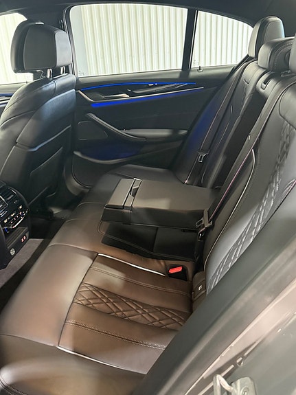 BMW M550i 16 of 23