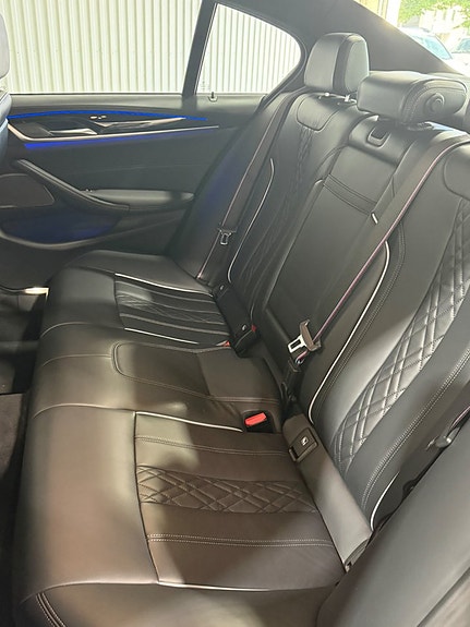 BMW M550i 17 of 23