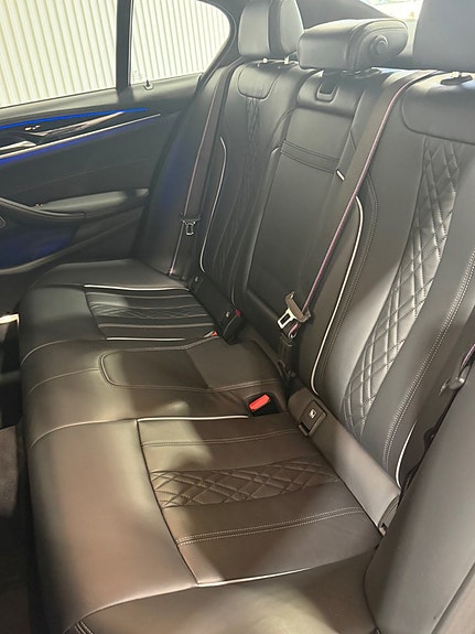 BMW M550i 22 of 23