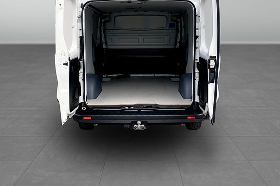 Renault Trafic 7 of 7